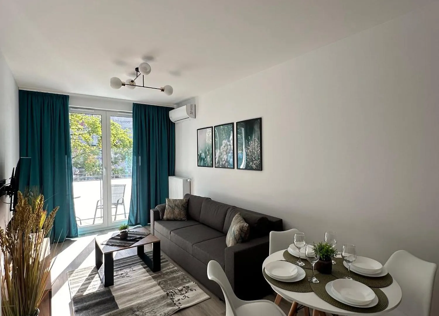 Skytravel 26 Apartament Pileckiego Nowy Dwor Mazowiecki Airport Modlin 24H contacts